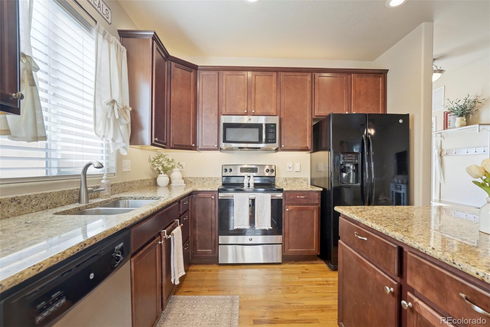 11572 Farnese Heights