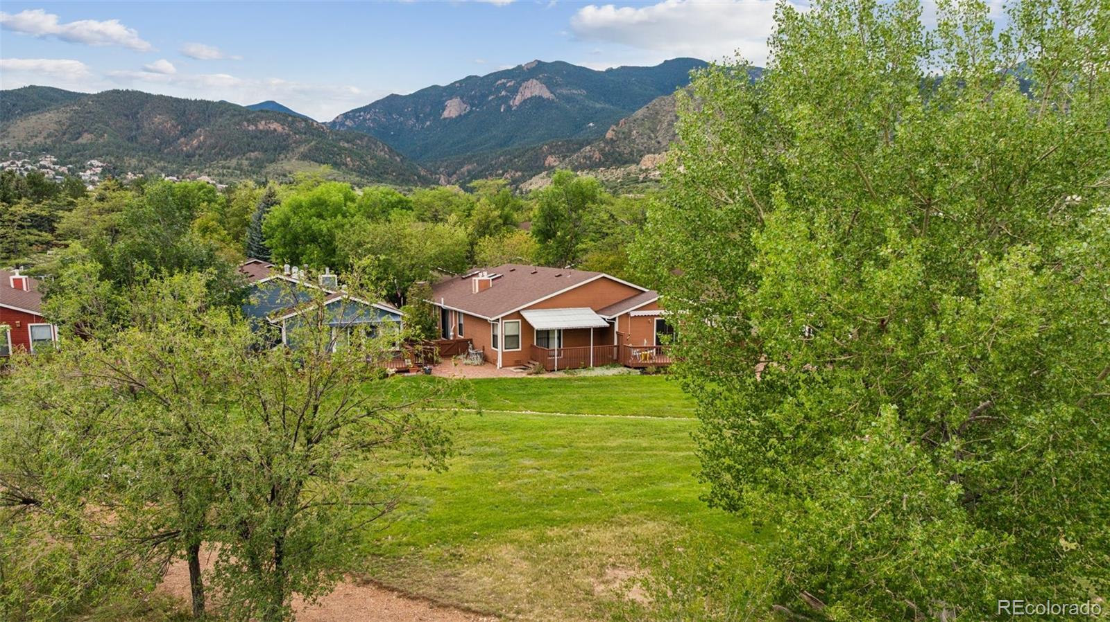 2538 Patriot Heights
