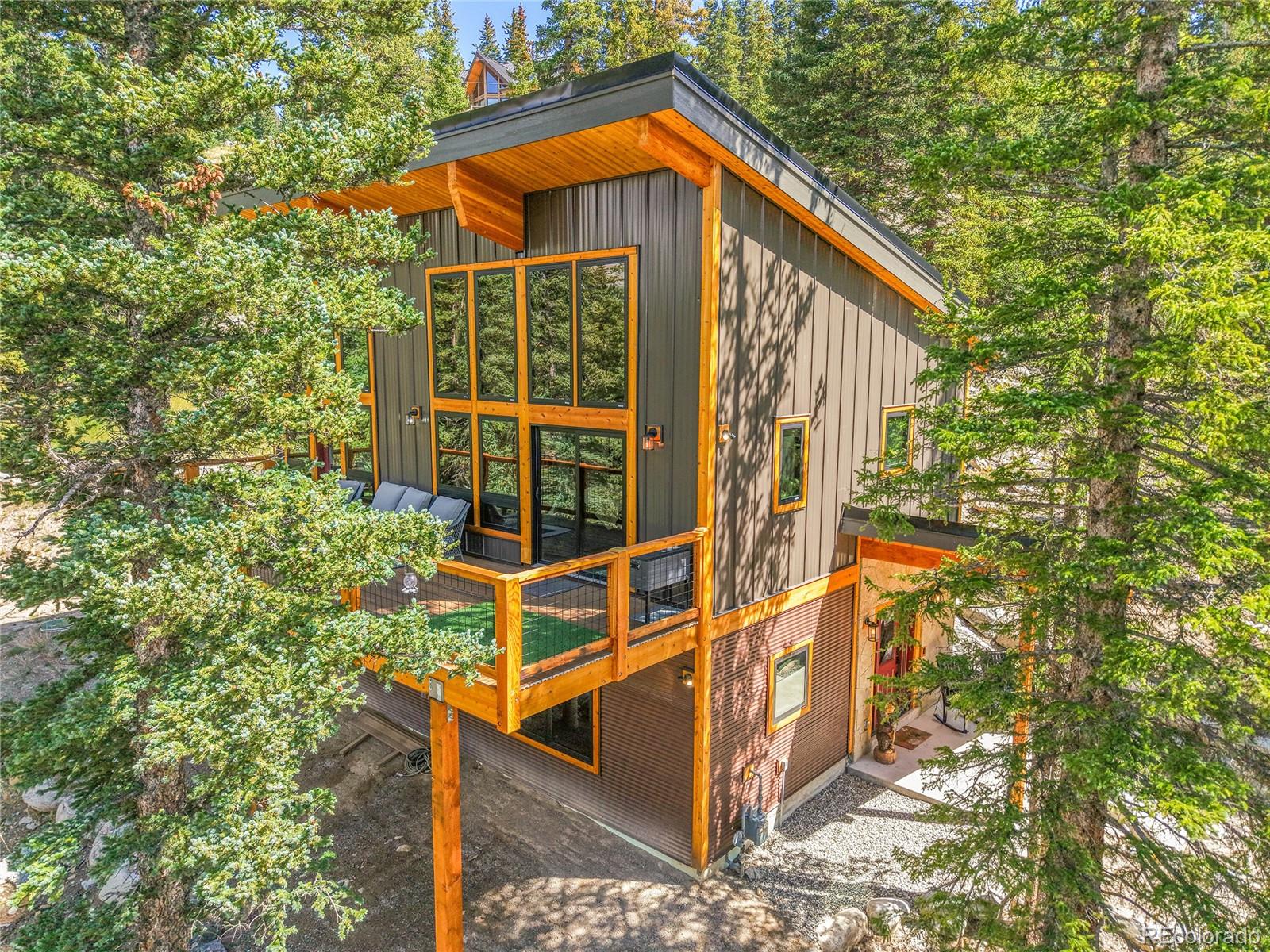 116 Goldfinch Place