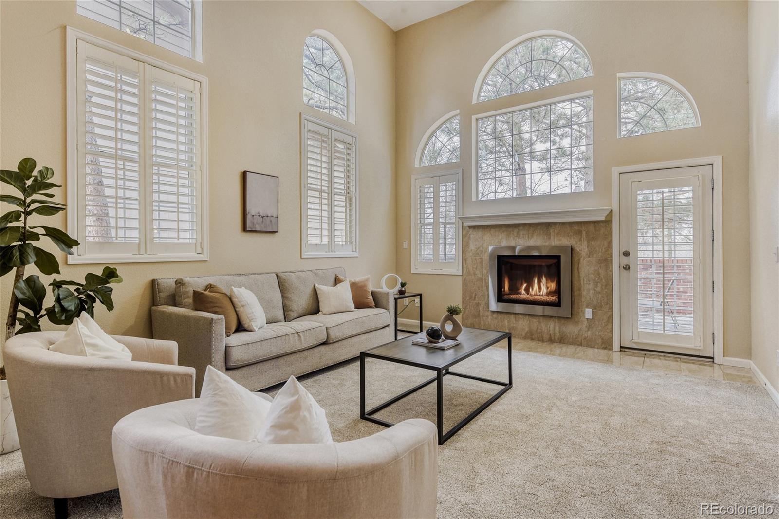 7290 S Sundown Circle