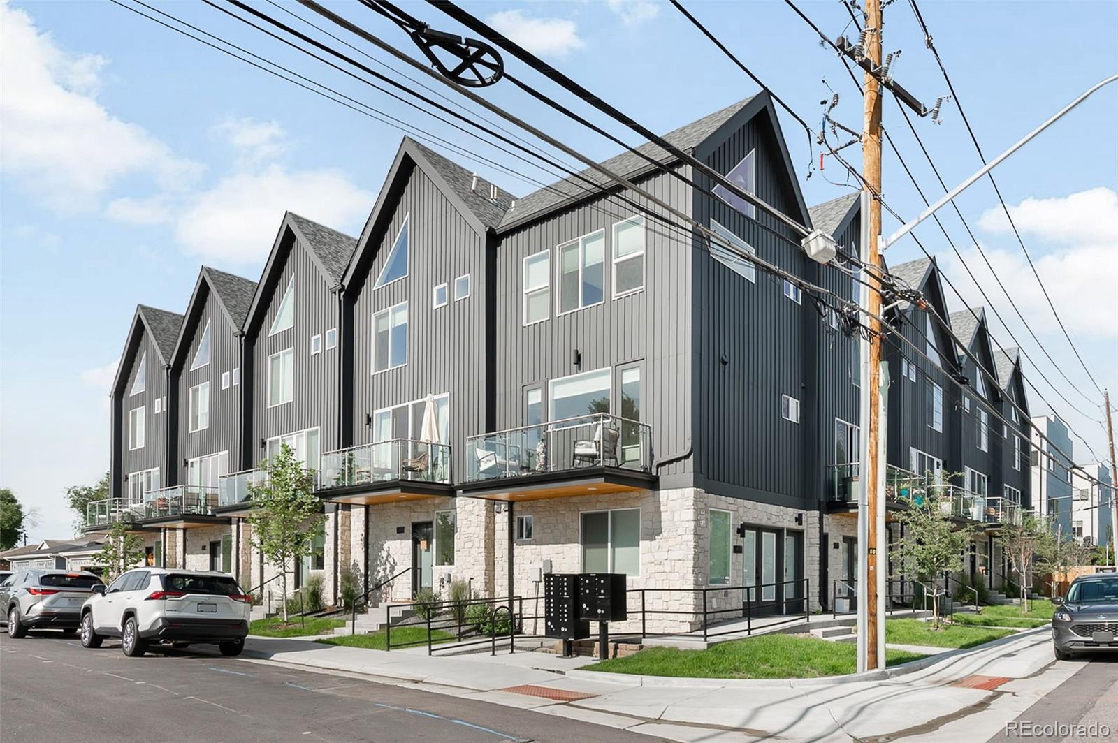 2282 S Dexter Street 2