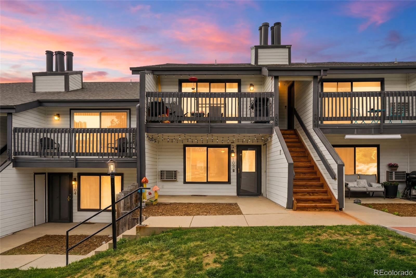532 Oakwood Drive D105