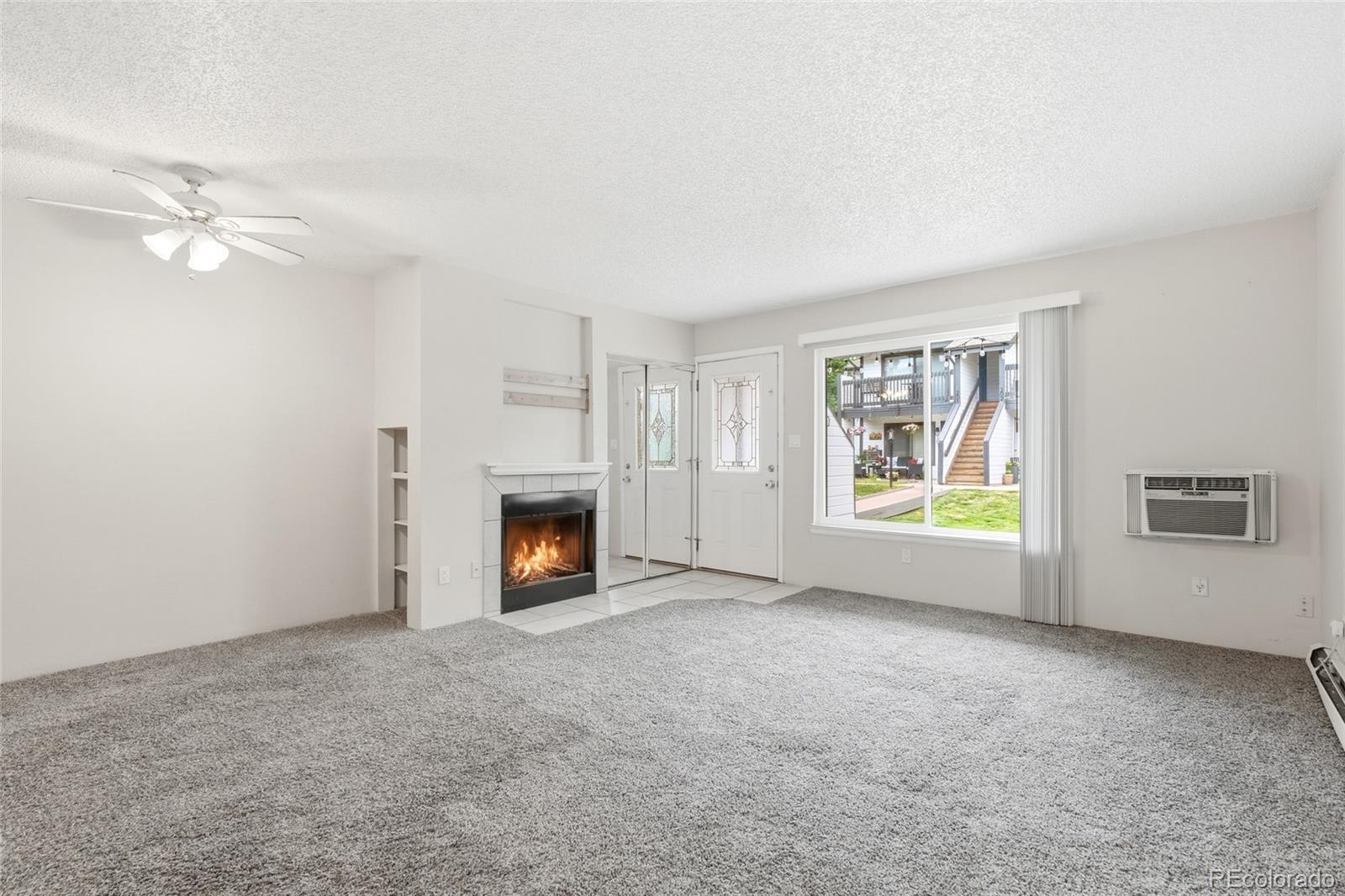 532 Oakwood Drive D105