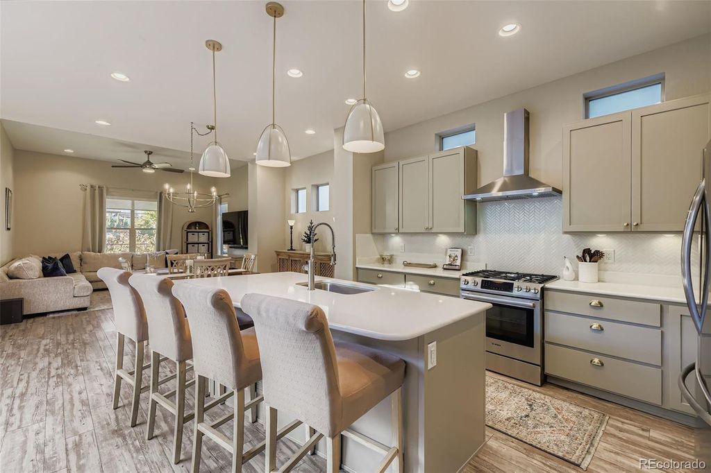 Photo of 15514 W La Salle Avenue, Lakewood, CO 80228 (MLS # 3438094)