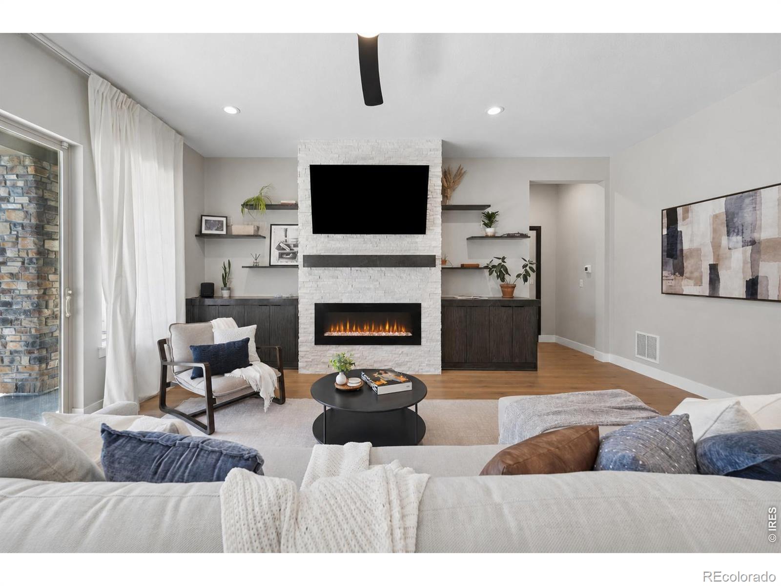 1321 Fountain Lane