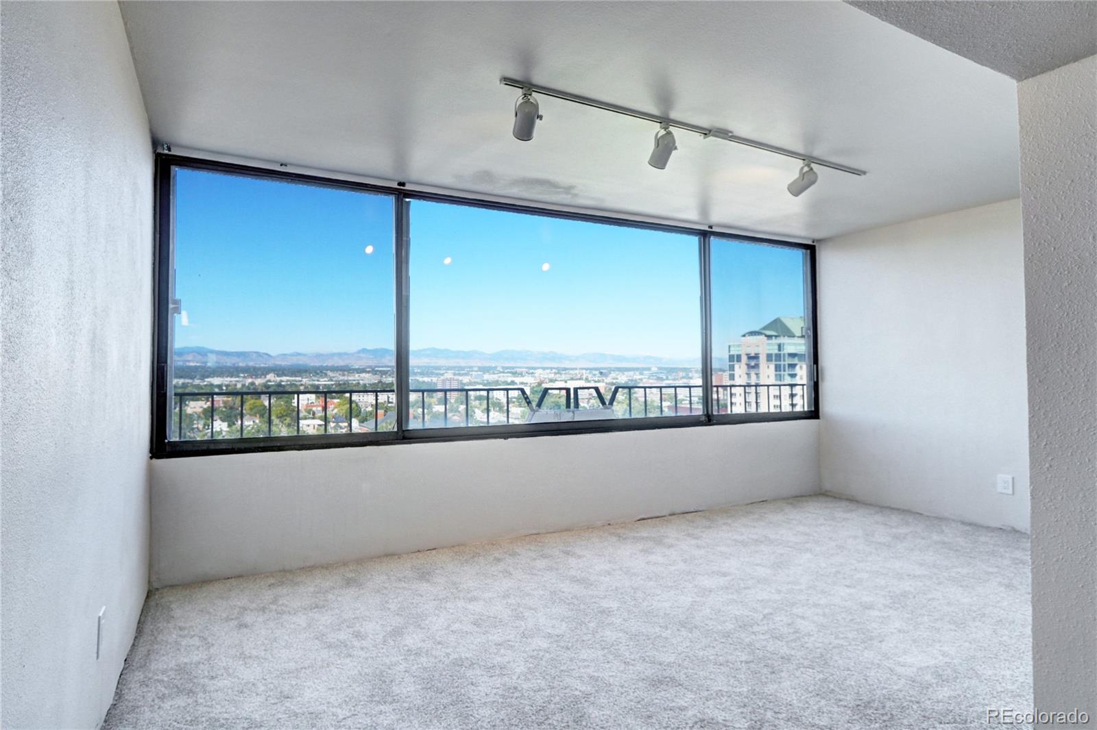 130 N Pearl Street 1606