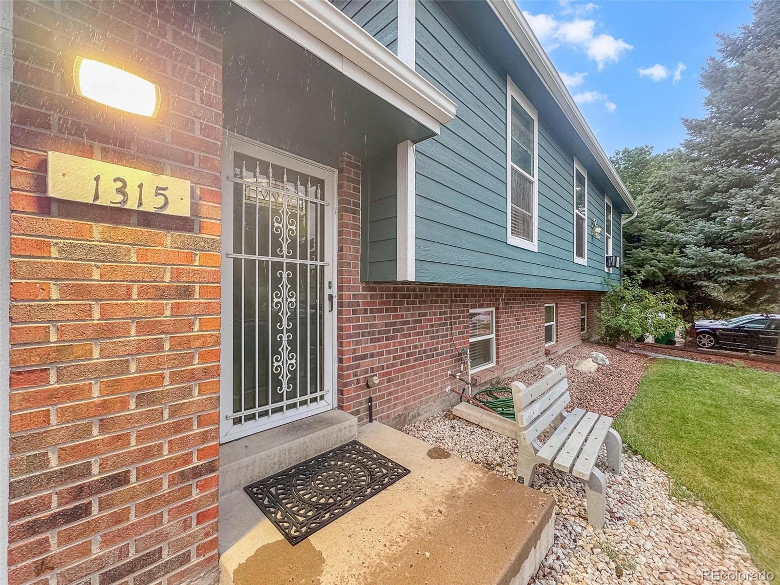 1315 S Zeno Way