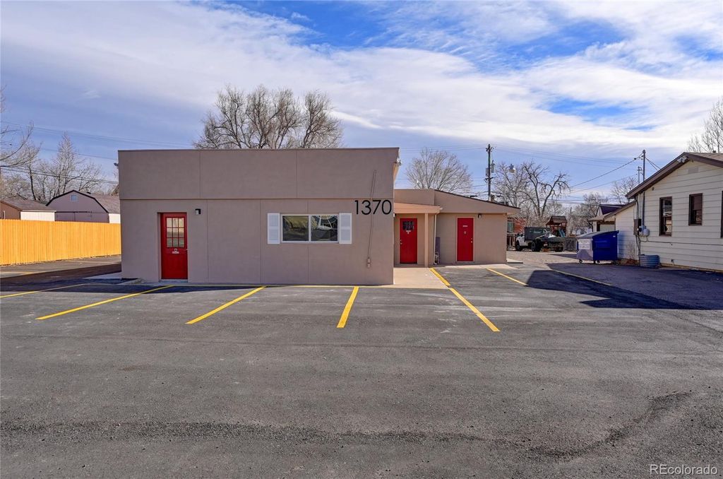 Photo of 1370 Carr Street, Lakewood, CO 80214 (MLS # 7584851)