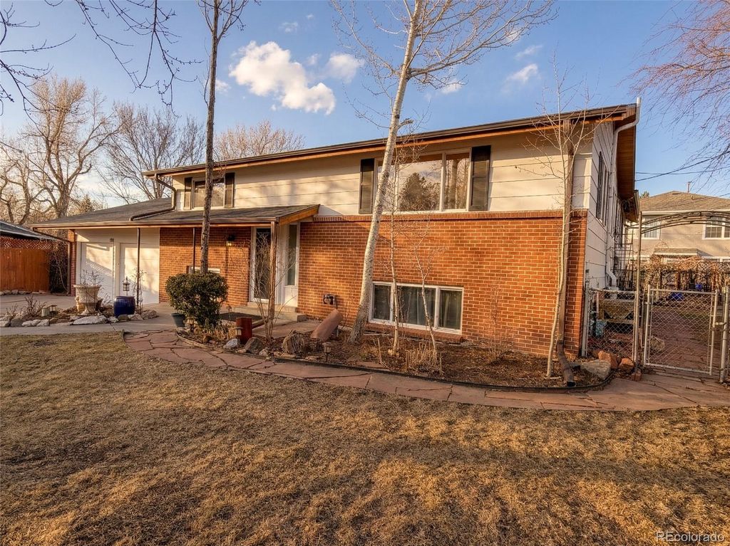 Photo of 630 Ammons Way, Lakewood, CO 80214 (MLS # 7892570)