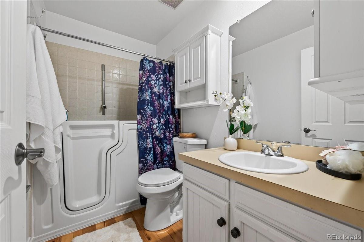 5539 S Yampa Court, Centennial, CO 80015 — MLS #9949568 — photo 18 of 50