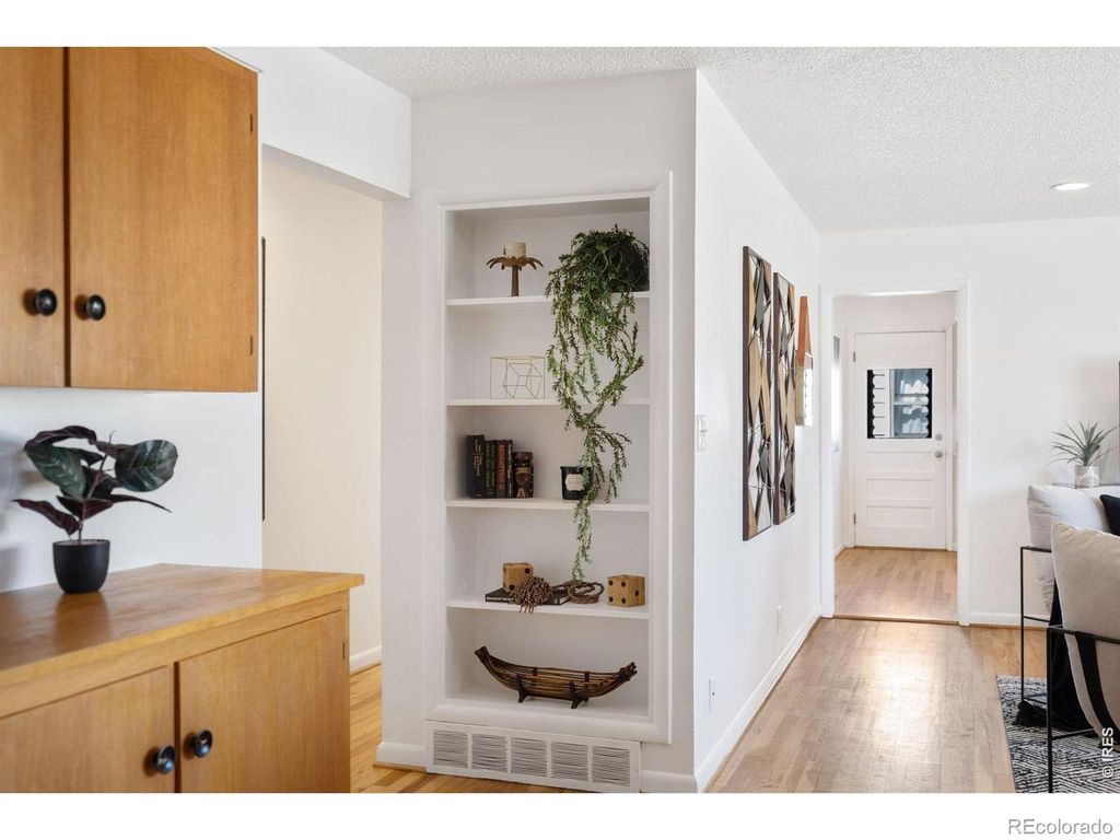 Photo of 127 E Harvard Street, Fort Collins, CO 80525 (MLS # IR1054445)