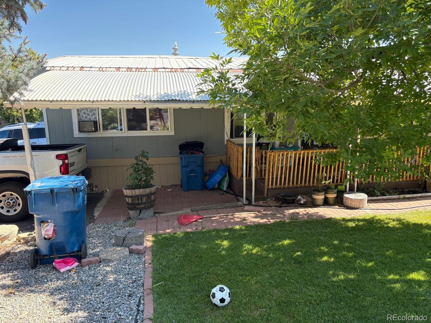 2551 W 92nd Avenue