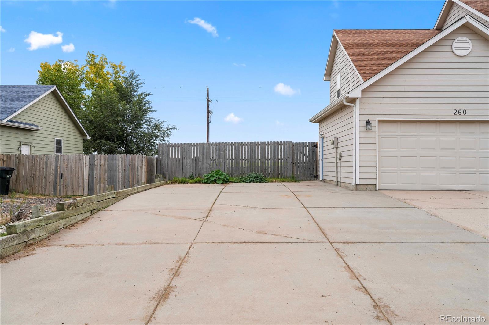 260 E Joshua Avenue