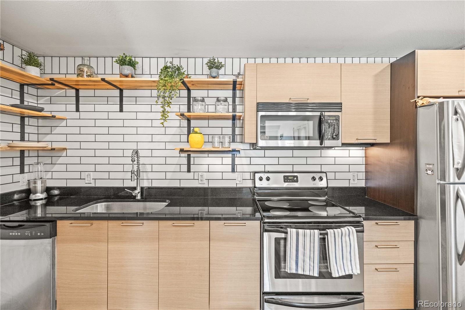 2837 Vallejo Street 101