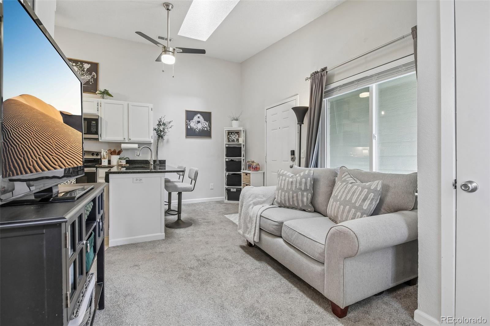 982 S Dearborn Way 18