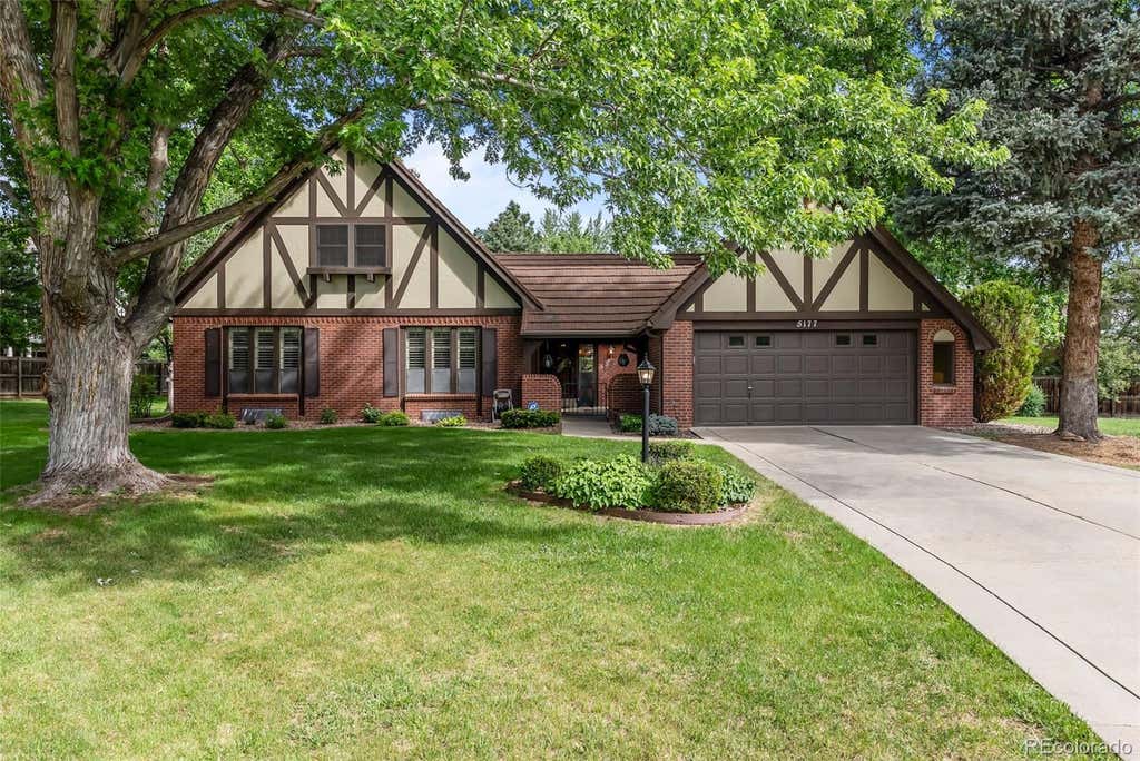 Photo of 5177 W Lake Place, Littleton, CO 80123 (MLS # 4479840)