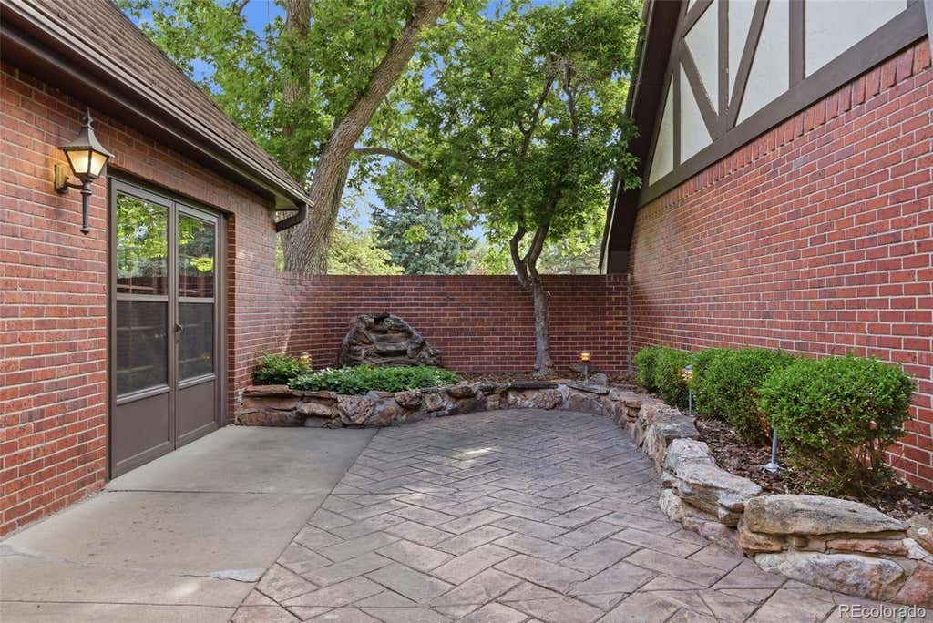 Photo of 5177 W Lake Place, Littleton, CO 80123 (MLS # 4479840)