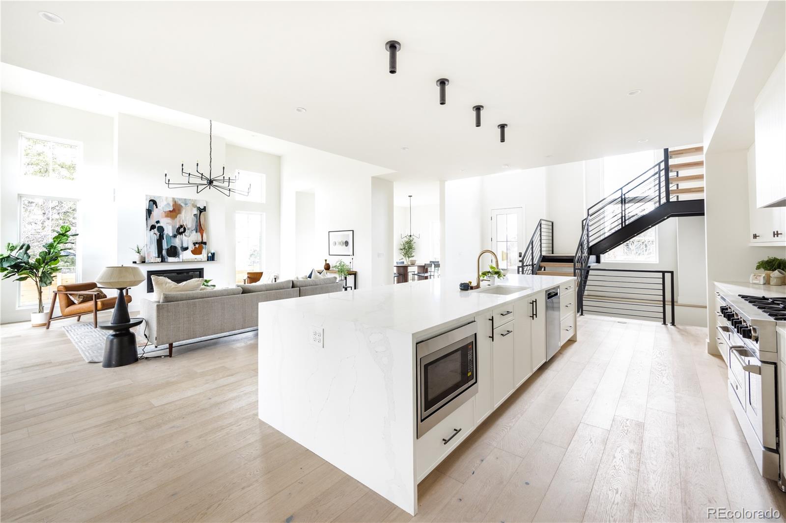 3022 Fenton Street