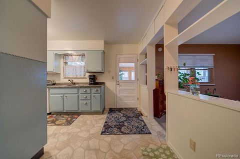 Single Family Residence in Colorado Springs CO 1141 Drake Circle 25.jpg