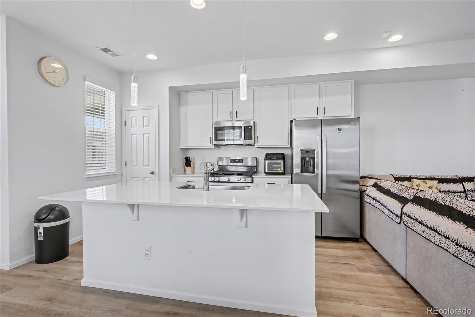 8731 Snake River Street