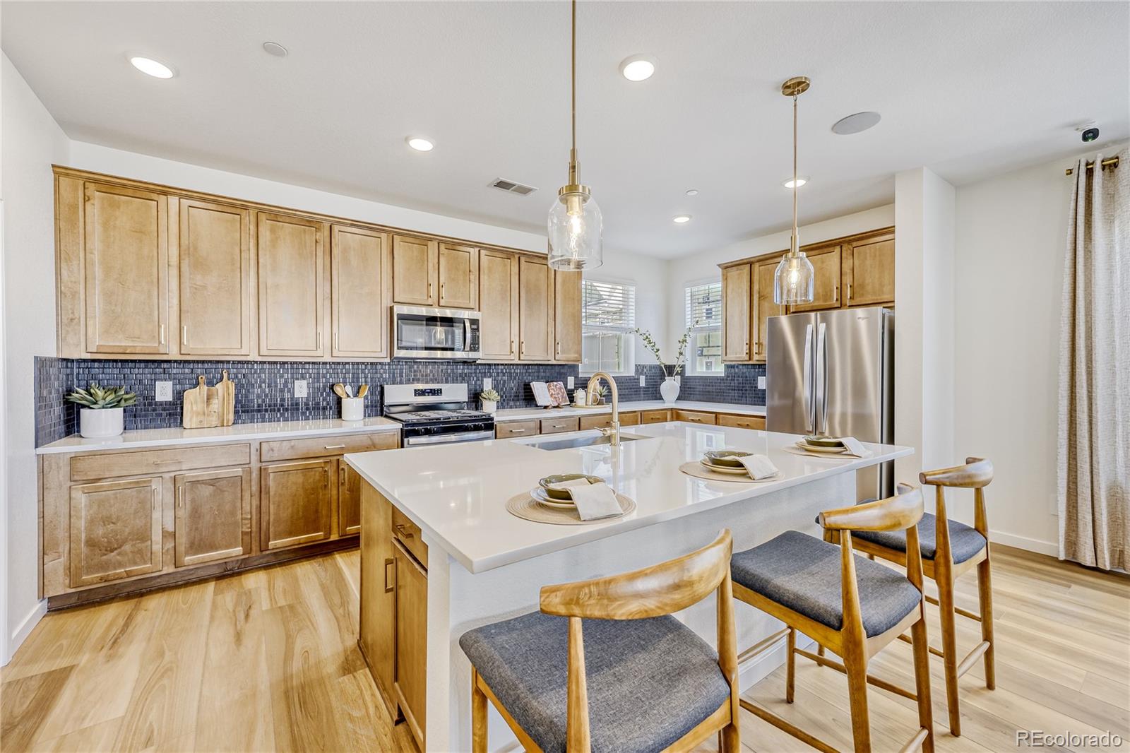 3341 W 87th Place