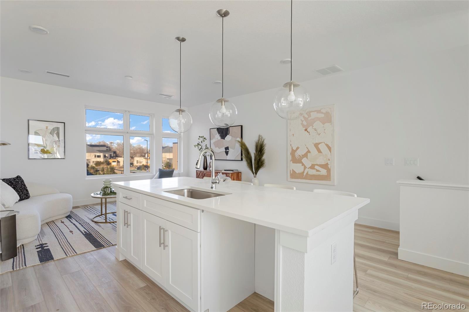 8 Oneida Court