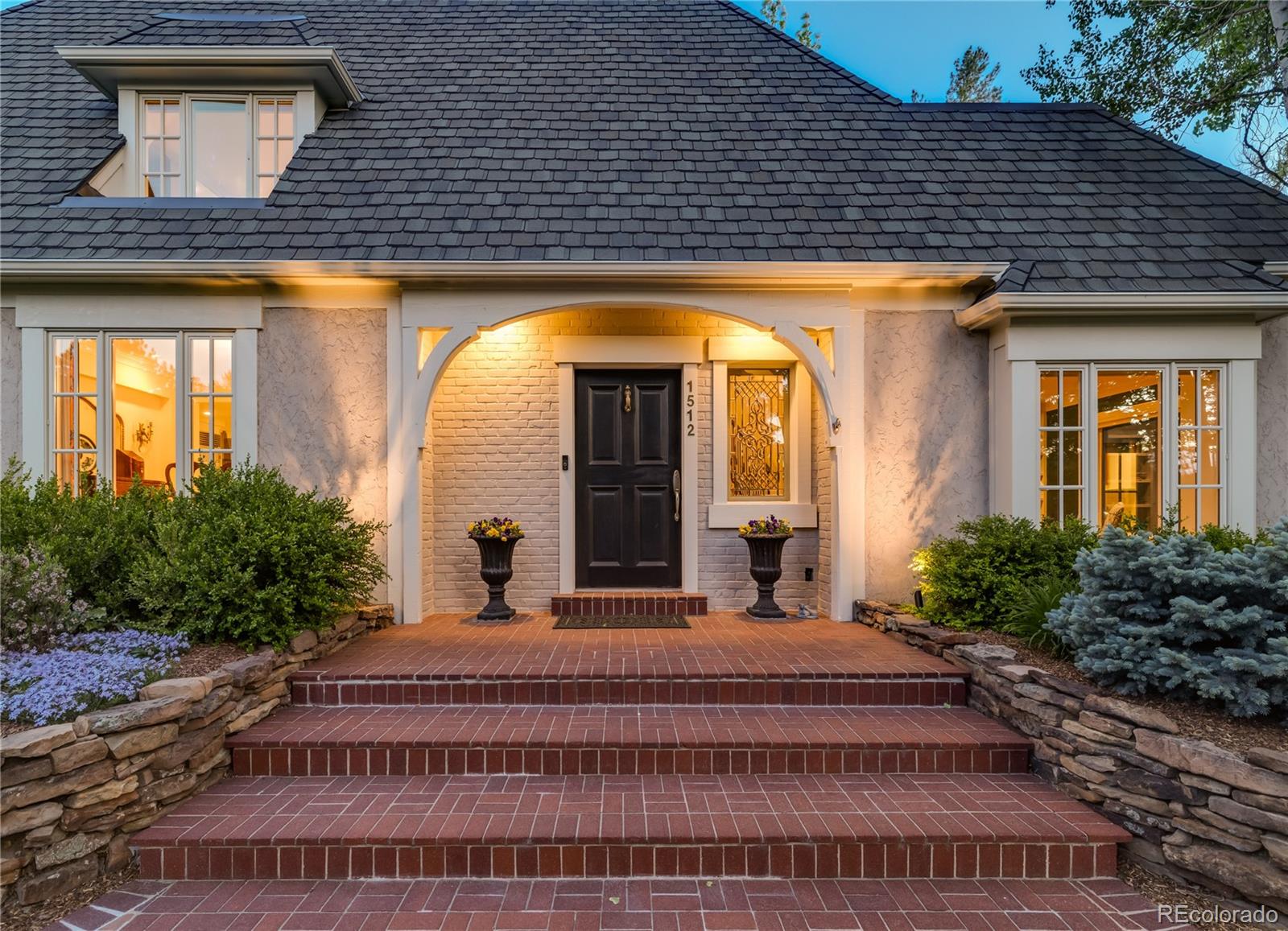 1512 Cottonwood Lane