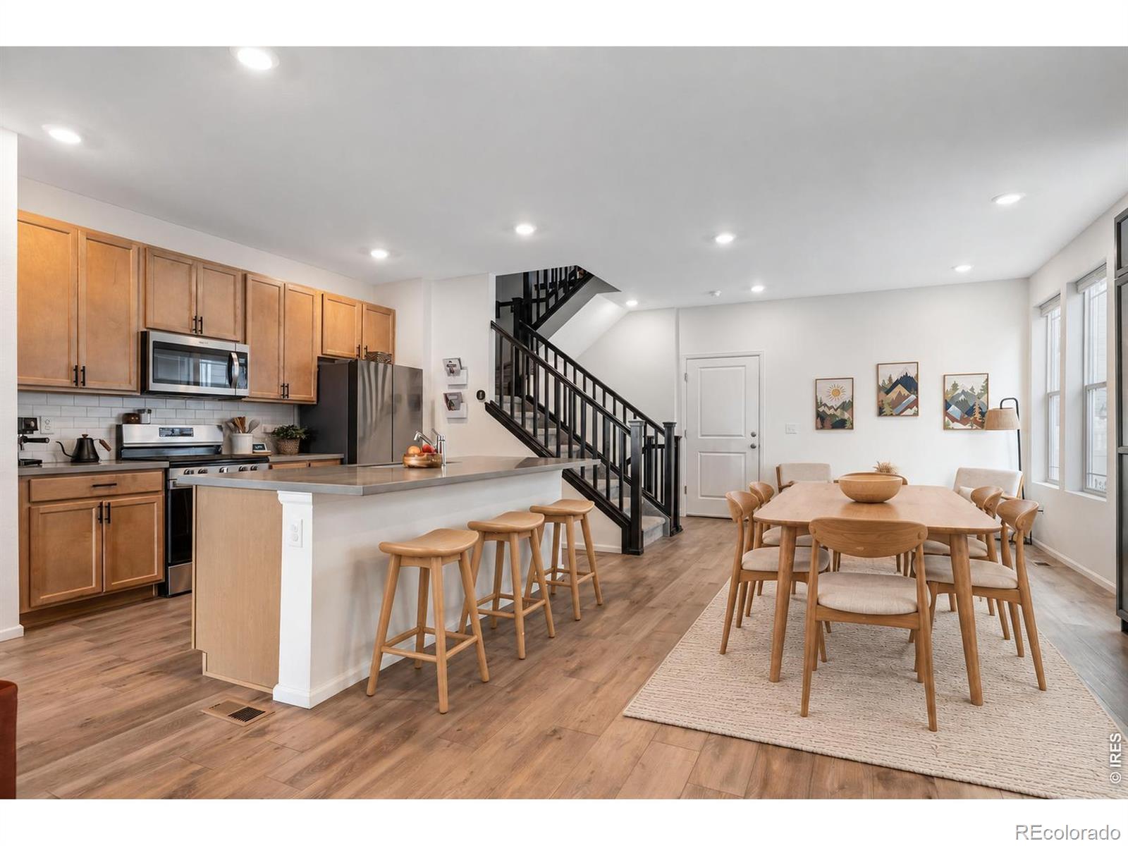 2501 Winding Drive