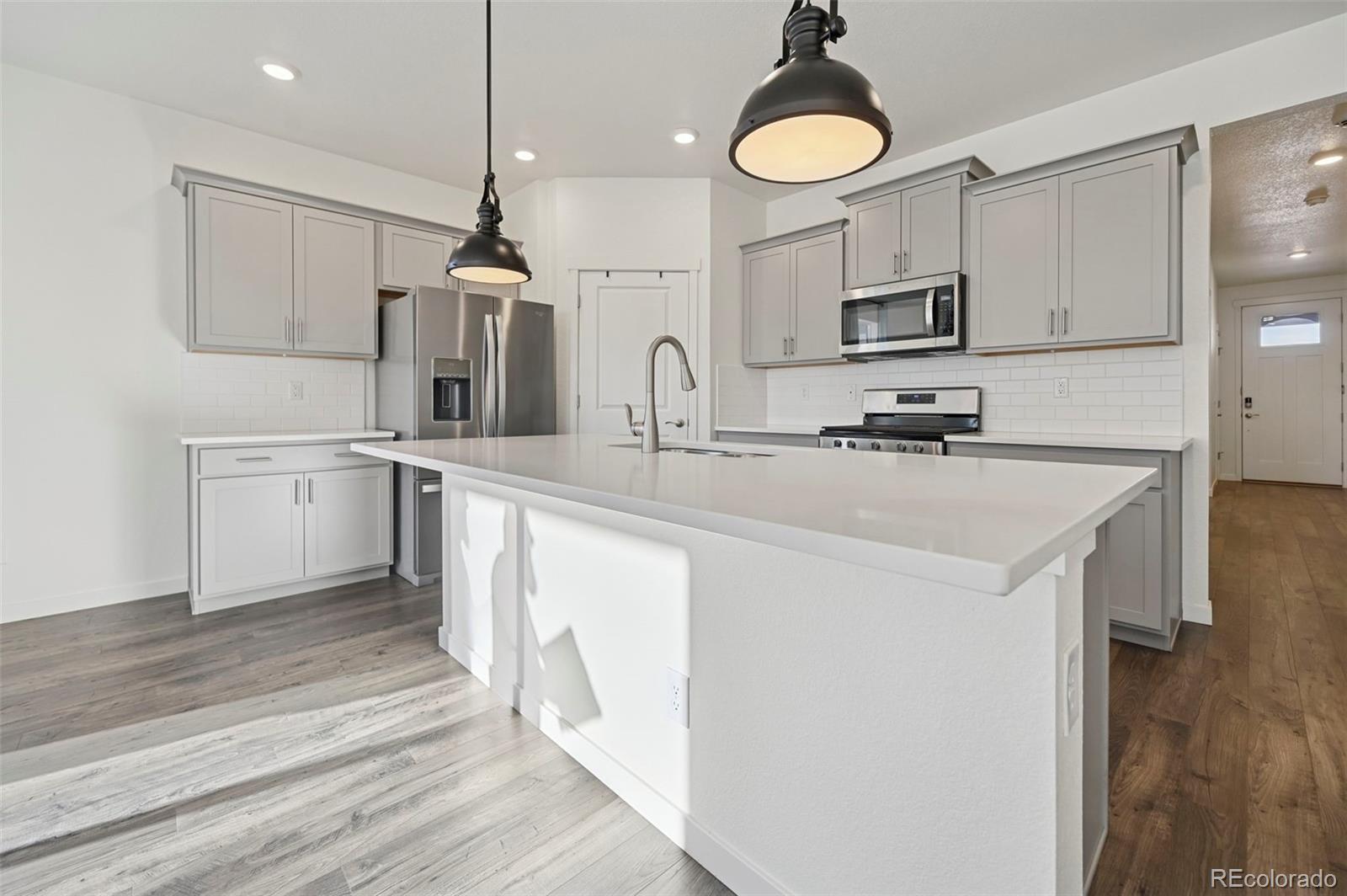 4925 Cattle Cross Trail