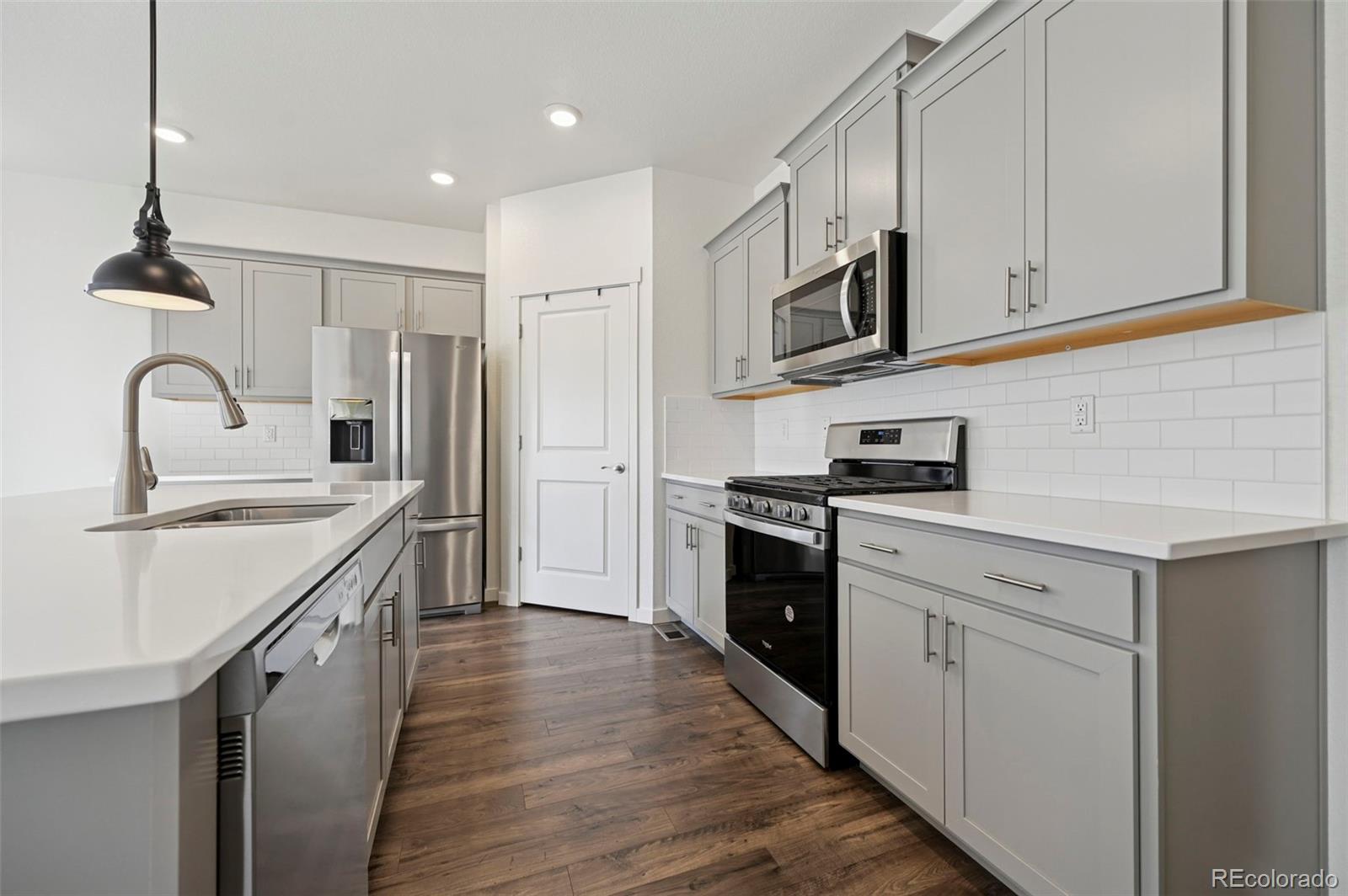 4925 Cattle Cross Trail