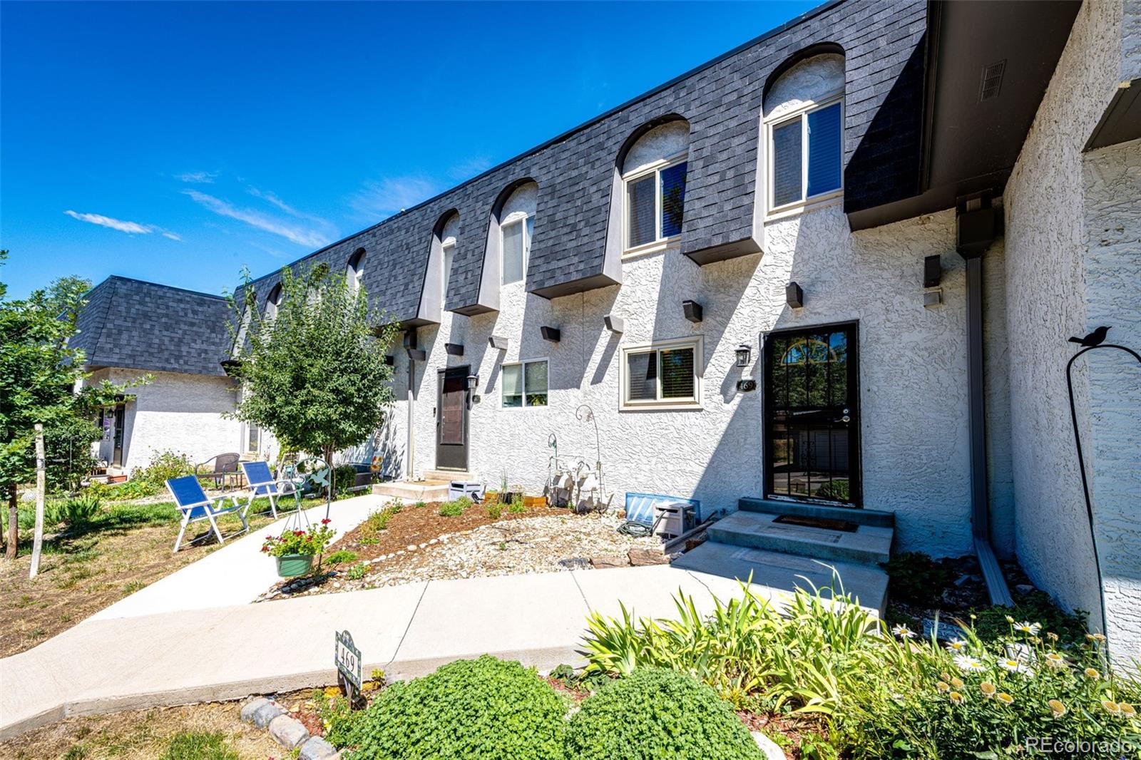 469 E Highline Circle