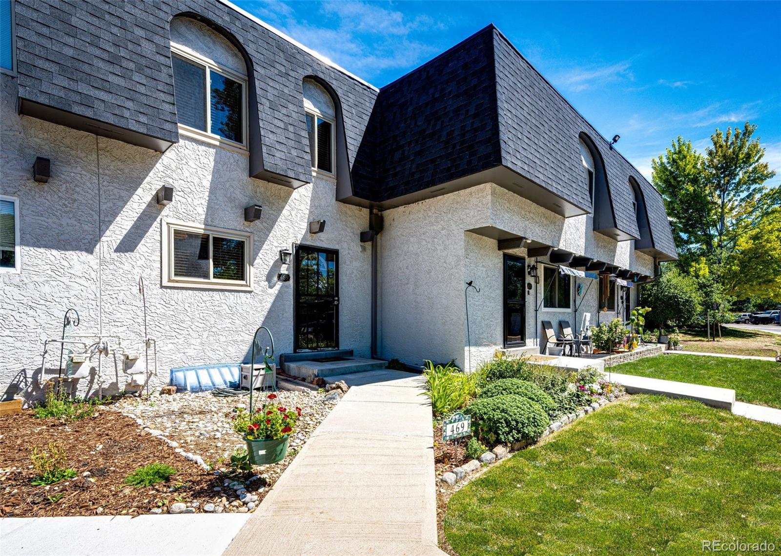 469 E Highline Circle