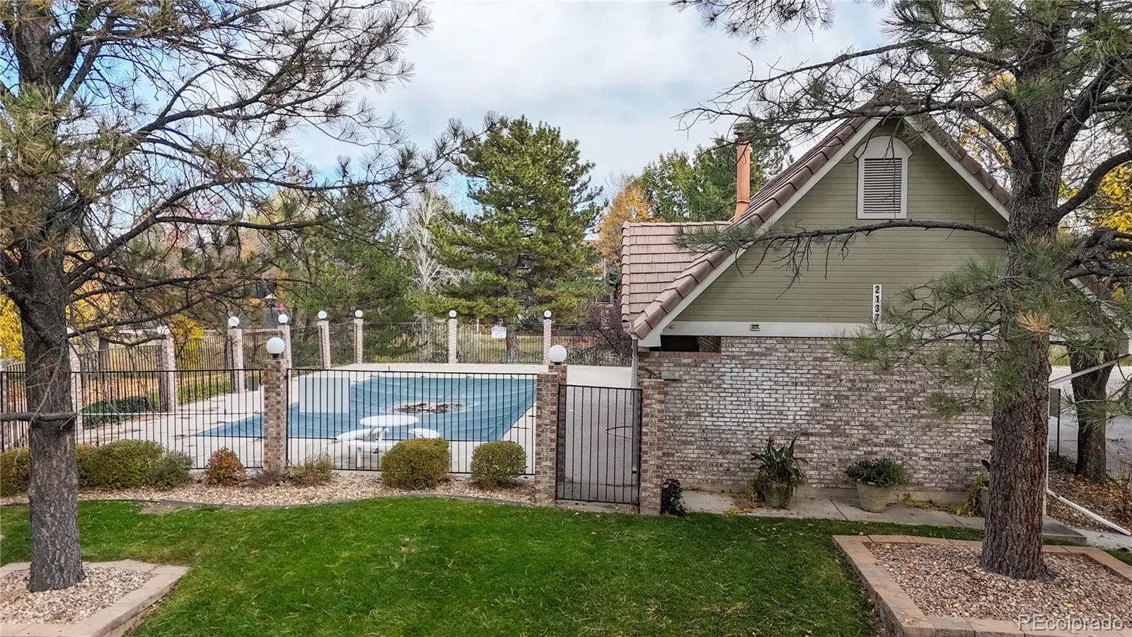 Denver, Colorado 80234, United States, 2 Bedrooms Bedrooms, ,2 BathroomsBathrooms,Residential,Active,235340