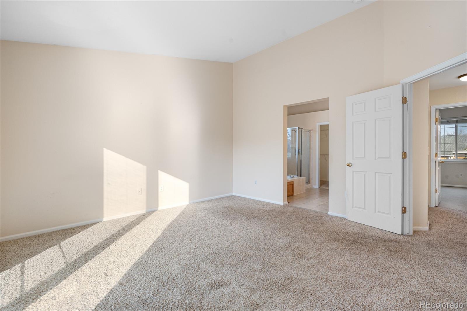 274 W Willowick Circle