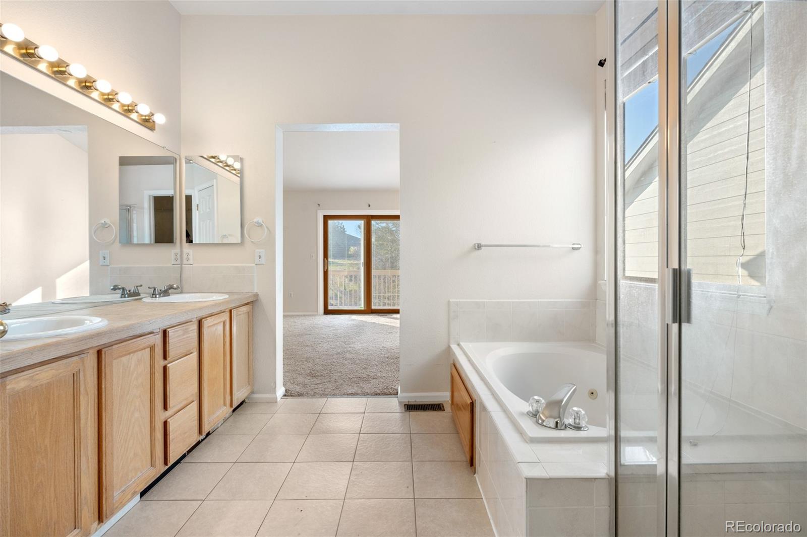 274 W Willowick Circle