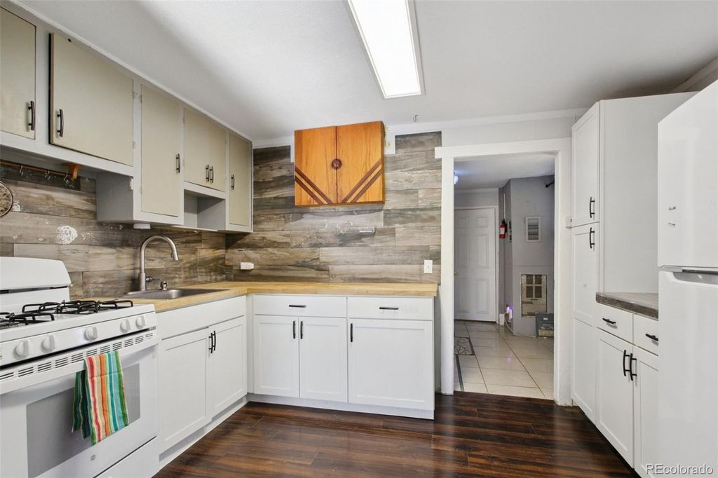 Photo of 5081 Lincoln Street, Denver, CO 80216 (MLS # 2144967)