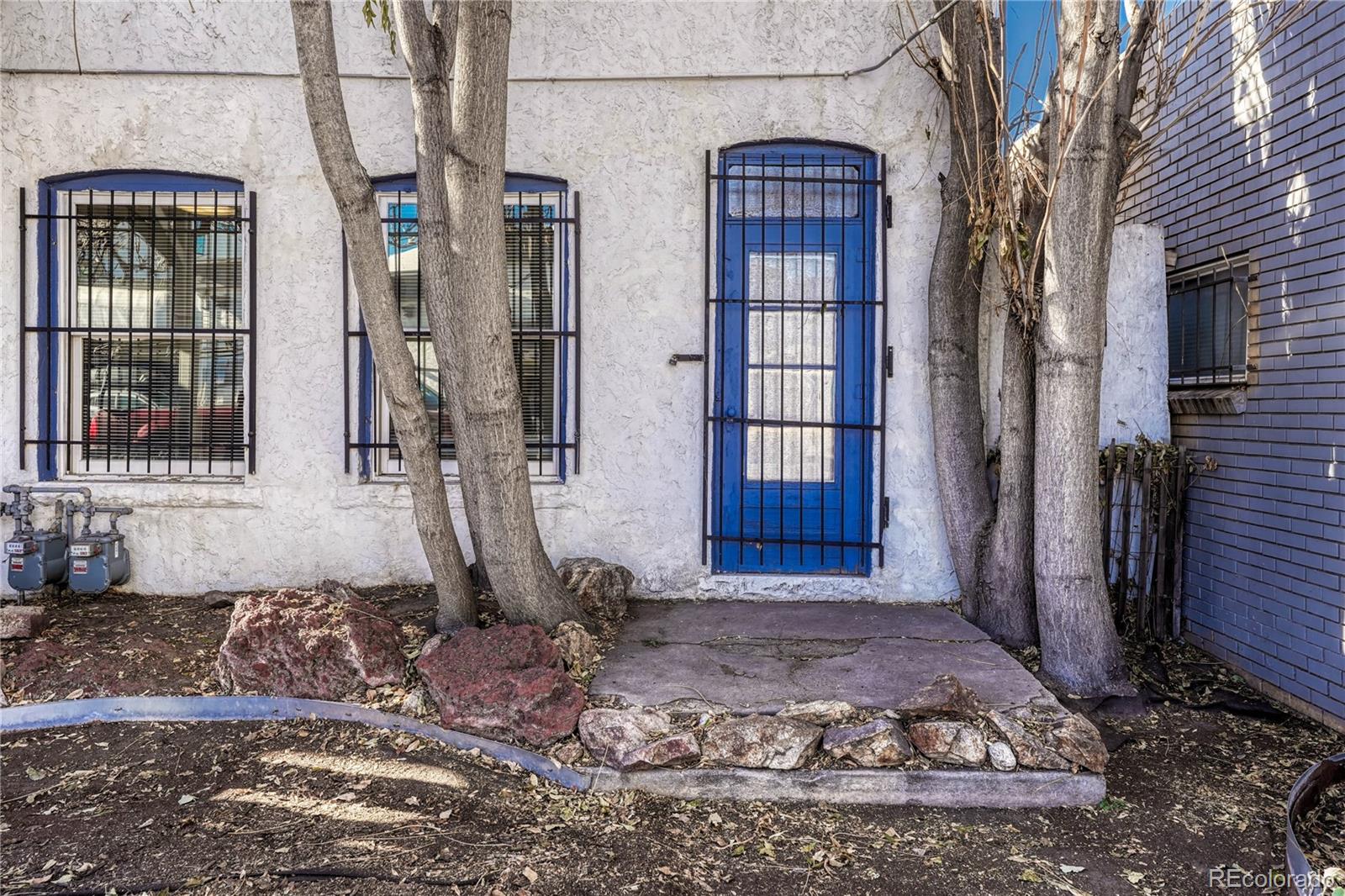 351-353 N Santa Fe Drive