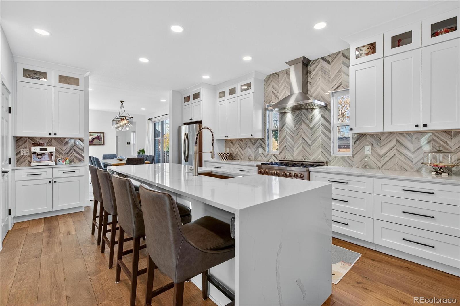 4995 N Raleigh Street