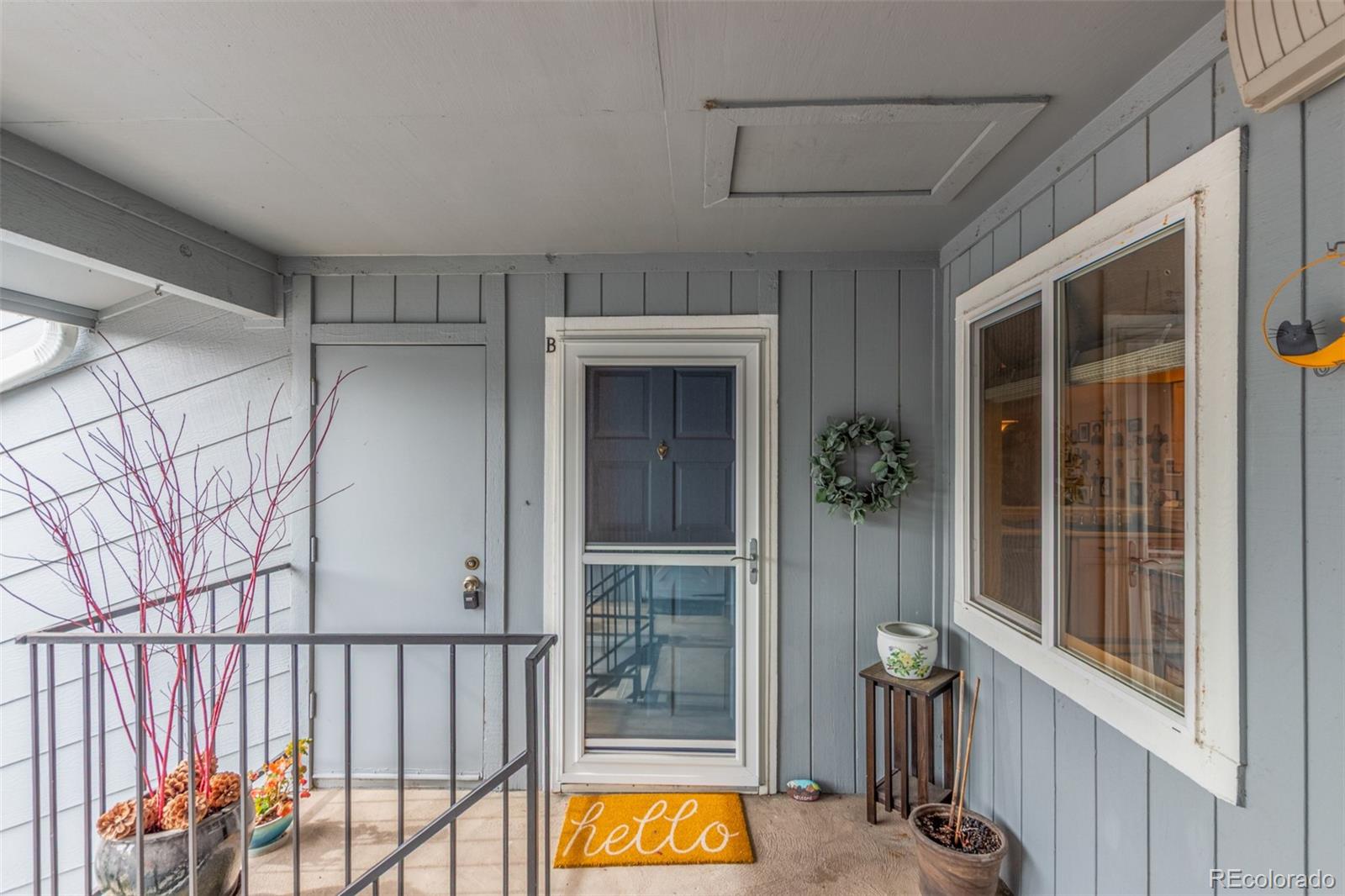 2330 E Fremont Avenue B19