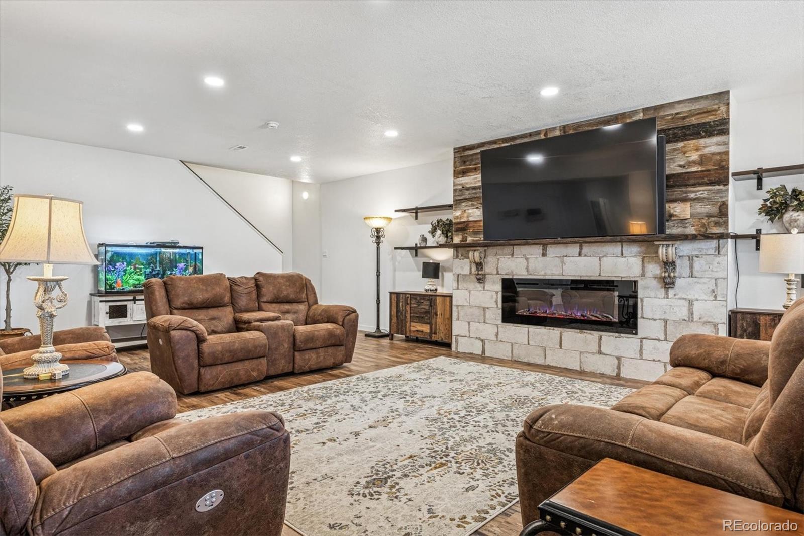 4985 Cattle Cross Lane