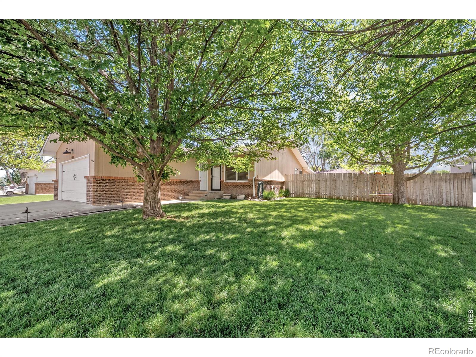 329 Applewood Street
