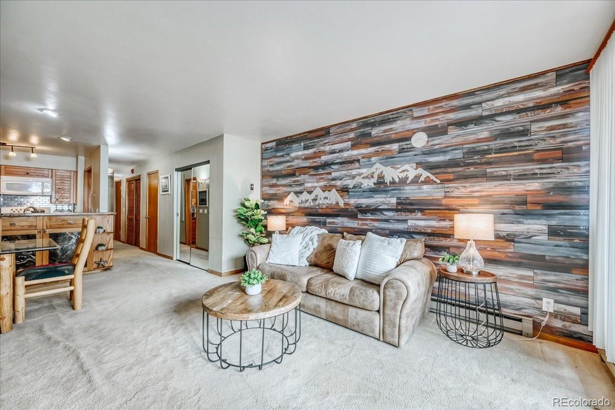 22804 US Highway 6 106