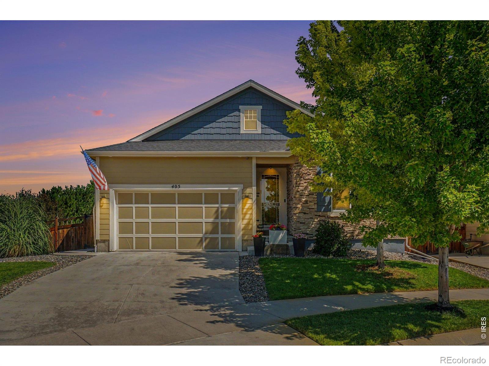 405 Iris Street