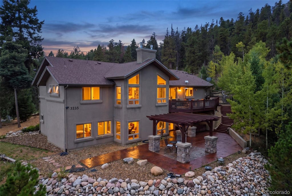Photo of 609 Crystola Court, Woodland Park, CO 80863 (MLS # 5925574)