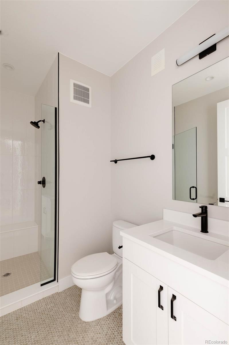 8260 E 36th Avenue 31