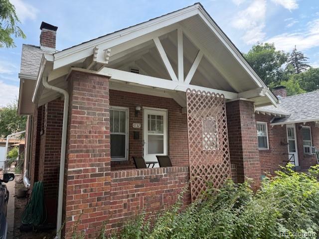 3262 N Wolff Street