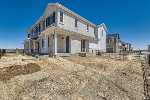 Townhouse in Aurora CO 27622 1st Avenue 26.jpg