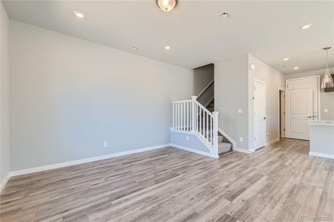 Townhouse in Aurora CO 27622 1st Avenue 5.jpg