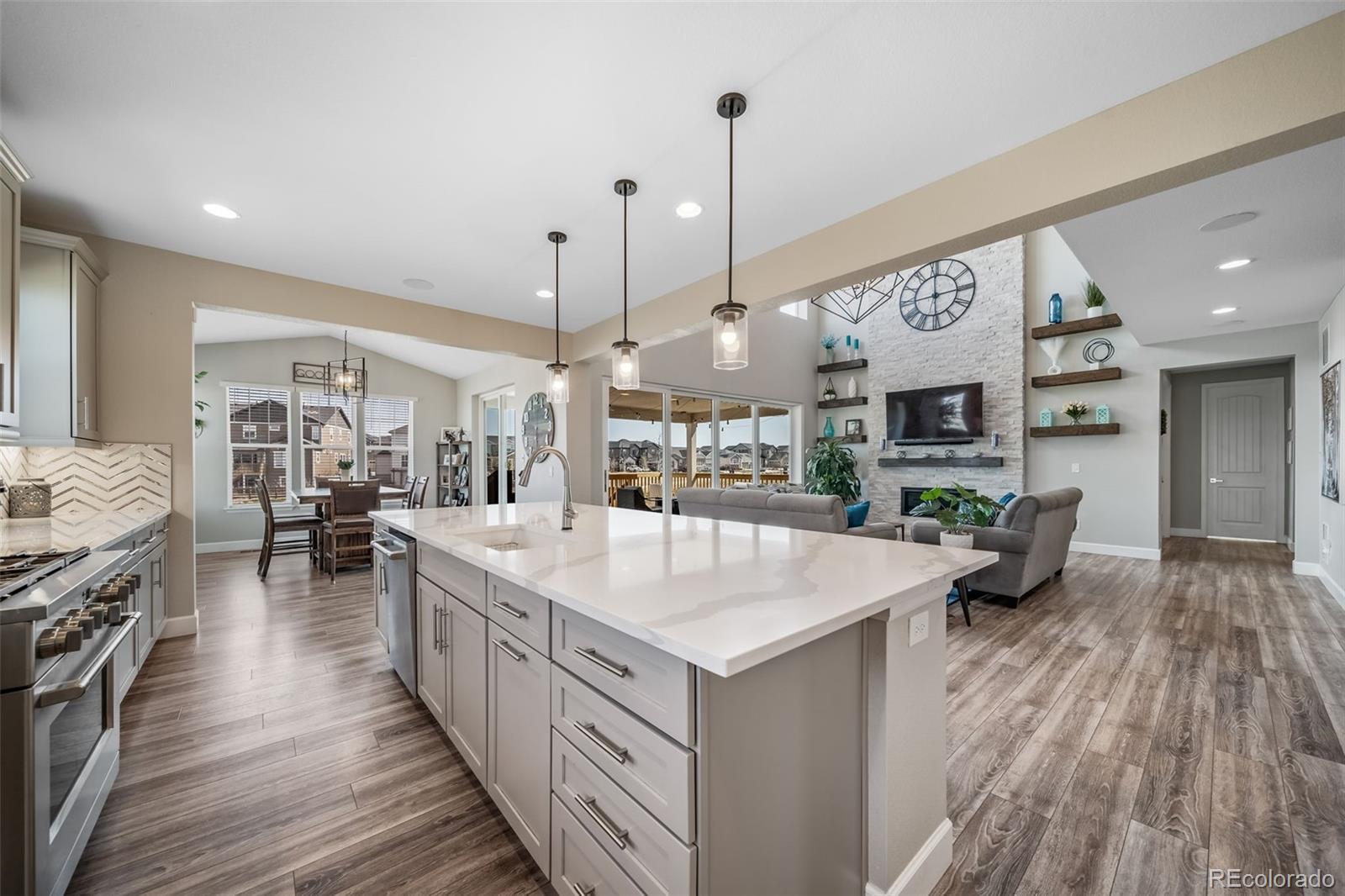 811 Green Mountain Drive