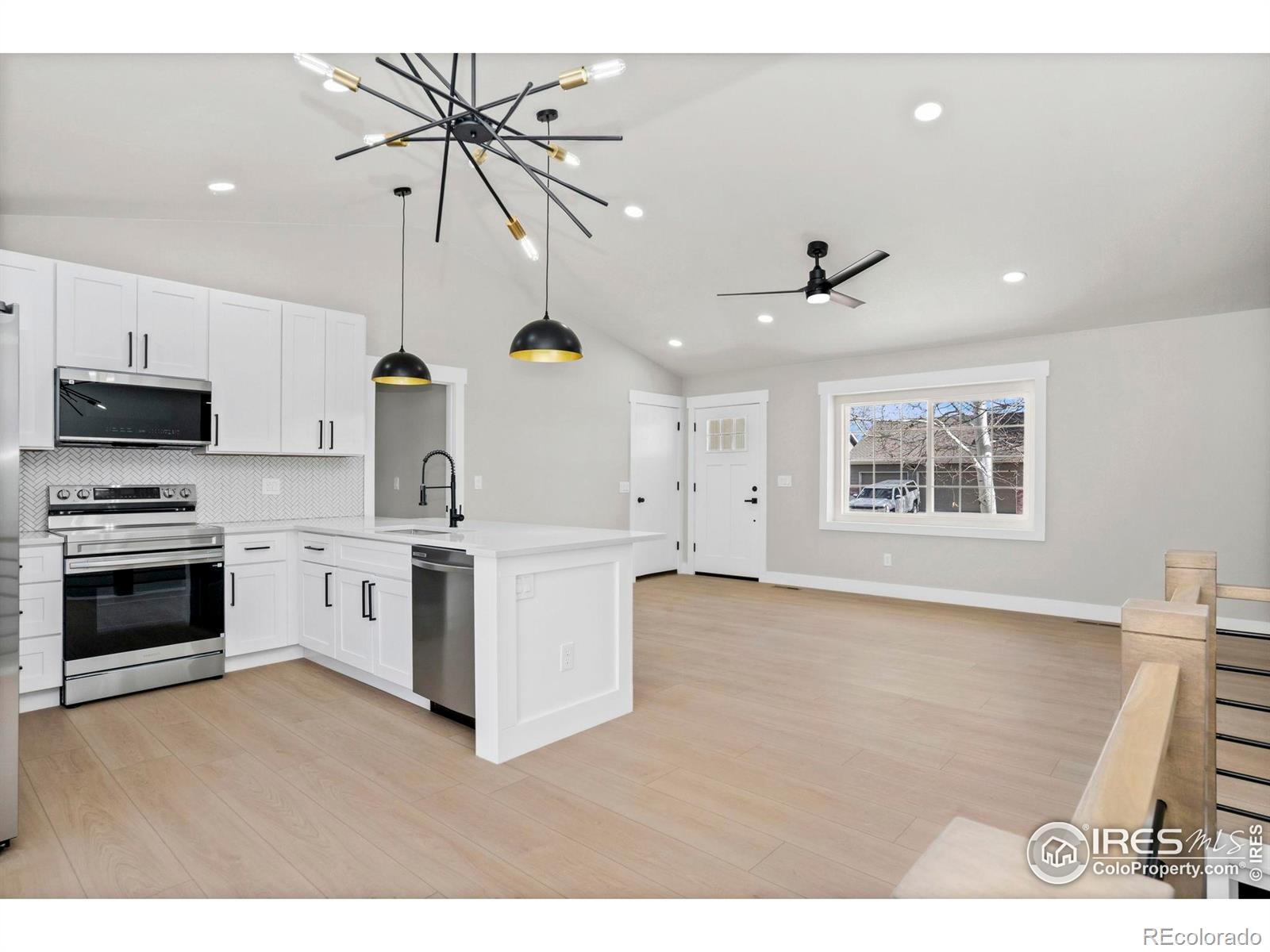 4601 Sunvalley Drive